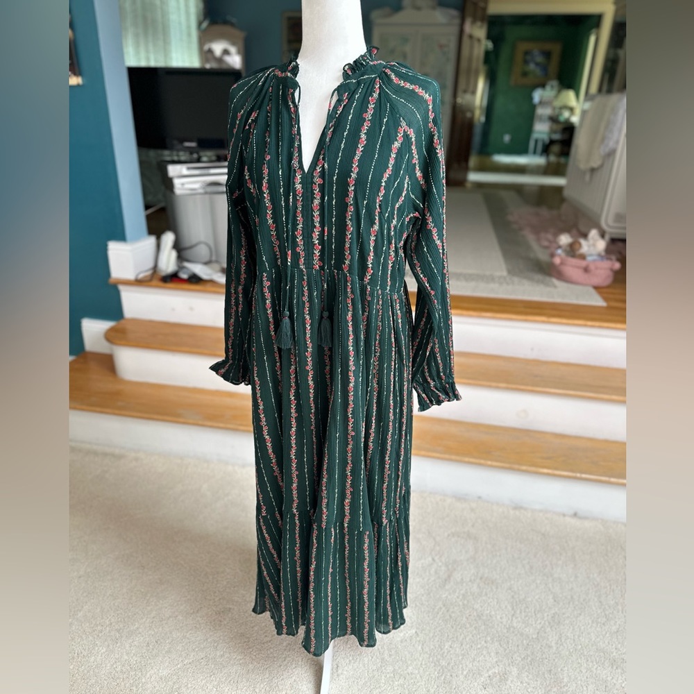 Roller Rabbit Green Floral Midi VNeck Dress With R… Gem